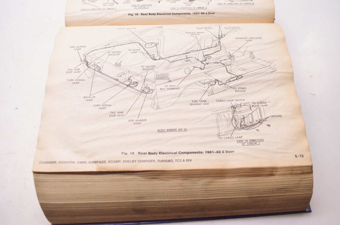 Motor 0-87851-682-4, 12601 Domestic Component Locator Manual 1981-85 Cars, Light Trucks & Vans