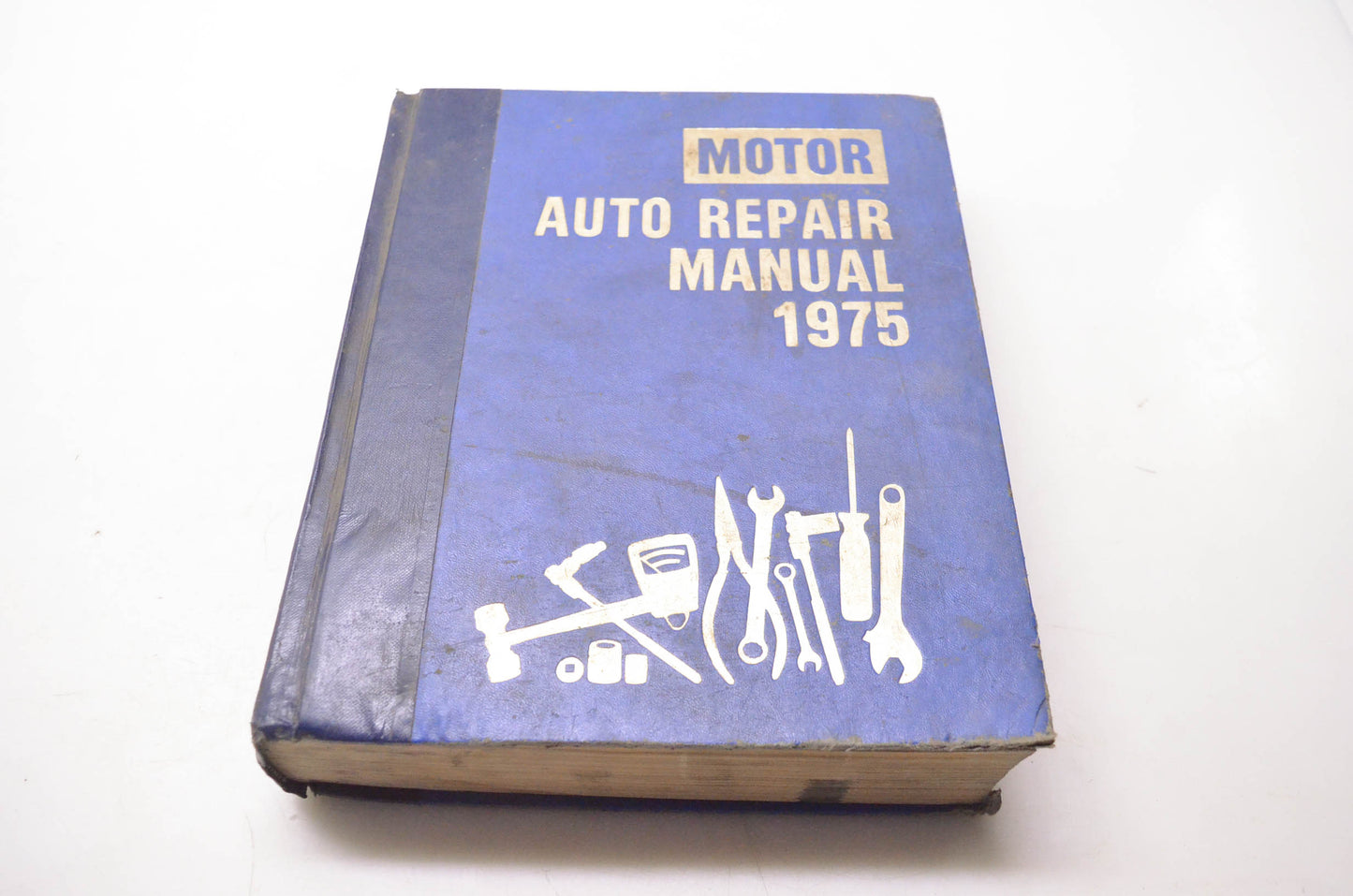 Motor 0-910992-34-7 Auto Repair Manual 1975 38th Edition