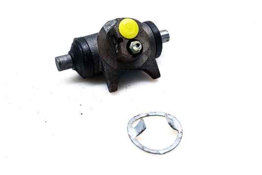 Parts Master WC37647, WC109549 Brake Cylinder Kit NOS