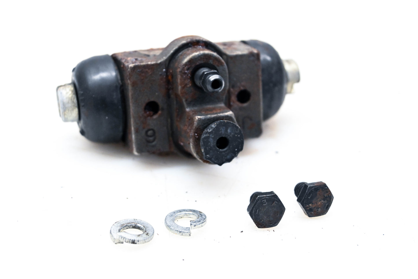 Parts Master WC37581, WC106167 Brake Cylinder Kit NOS