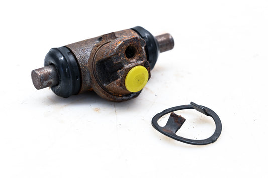 Parts Master WC37535, WC106482 Brake Cylinder Kit NOS