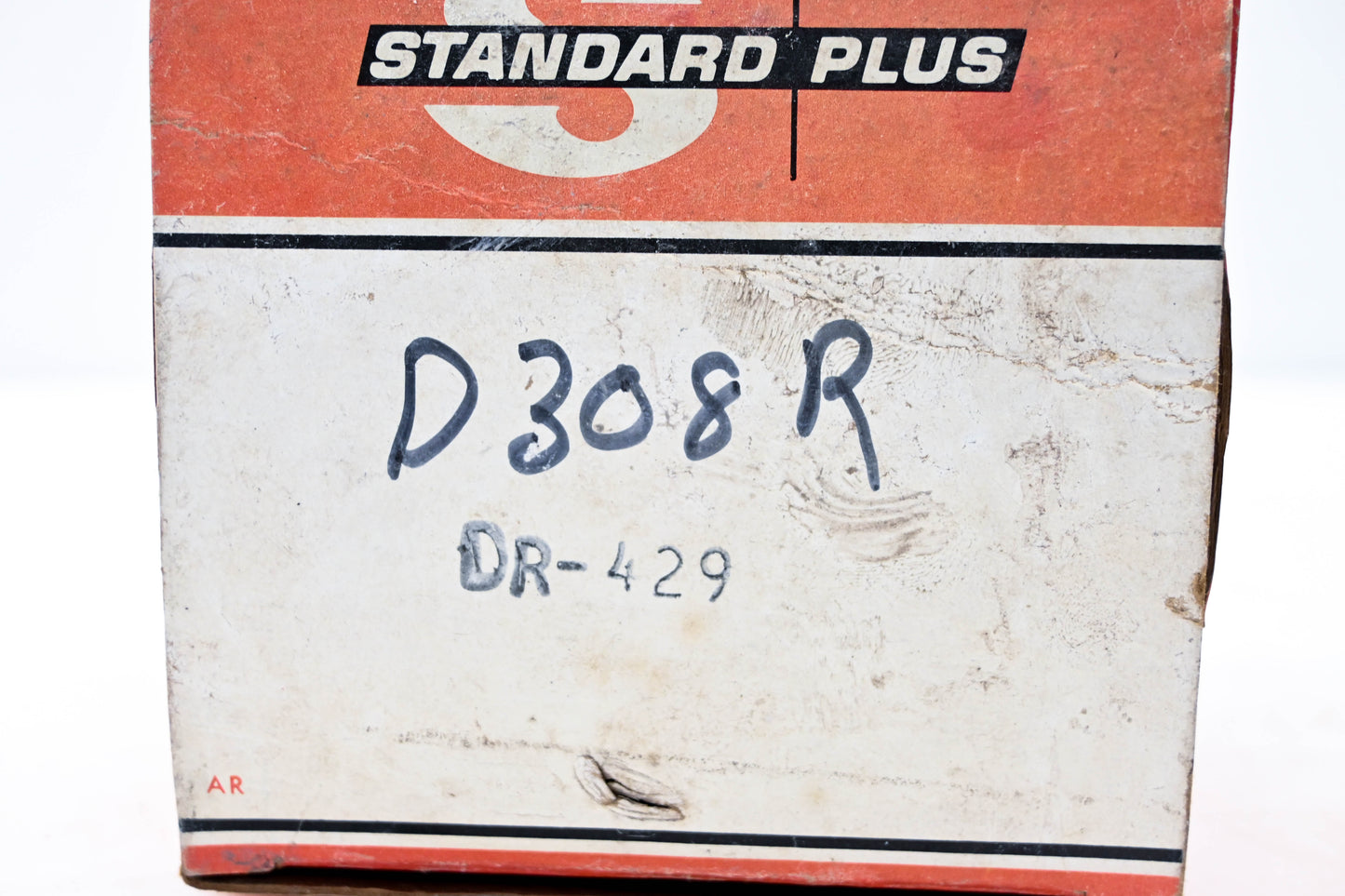 Standard Motor Products DR-429, D308R Distributor Cap NOS