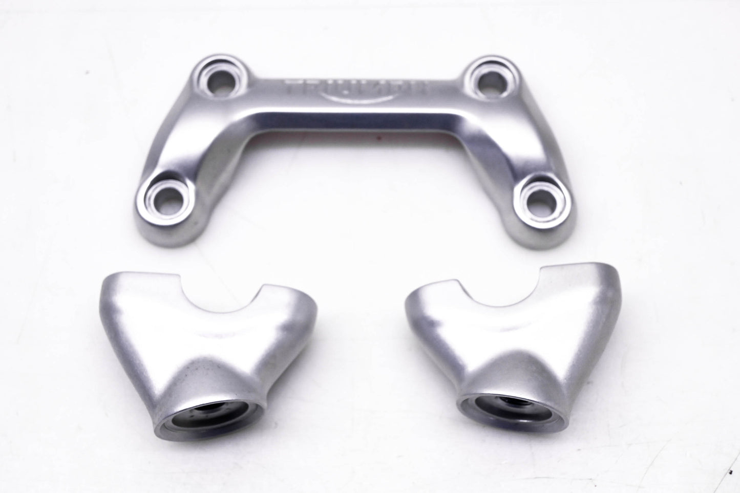 OEM Triumph T2042447, T2042448 Handlebar Clamp Kit