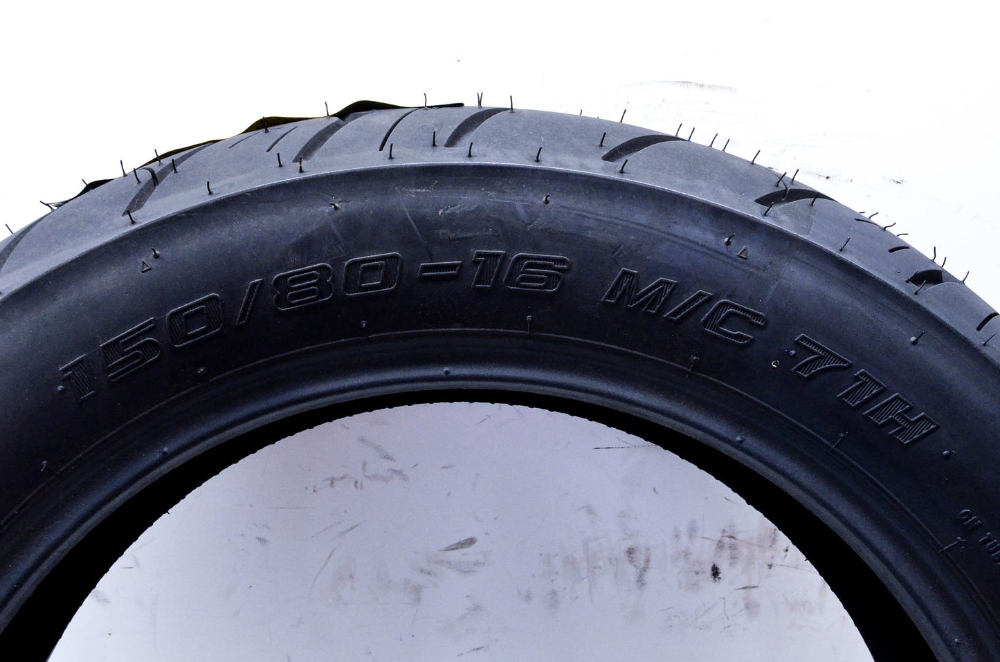 Shinko SR777 150/80-16 MC 71H Tire NOS