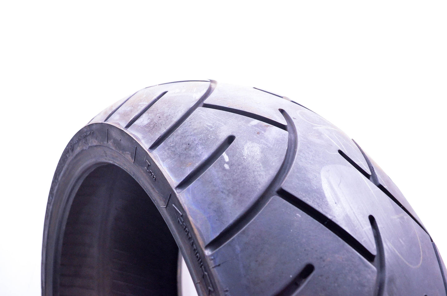Metzler ME880 Marathon Steel Radial 240/40 R 18 M/C 79V Tire