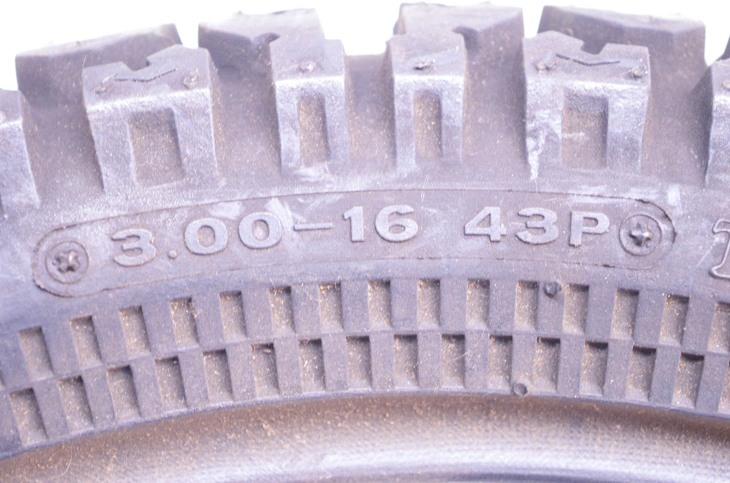 Bridgestone MCS00109 Trail Wing-8 3.00-16 43P Tire NOS