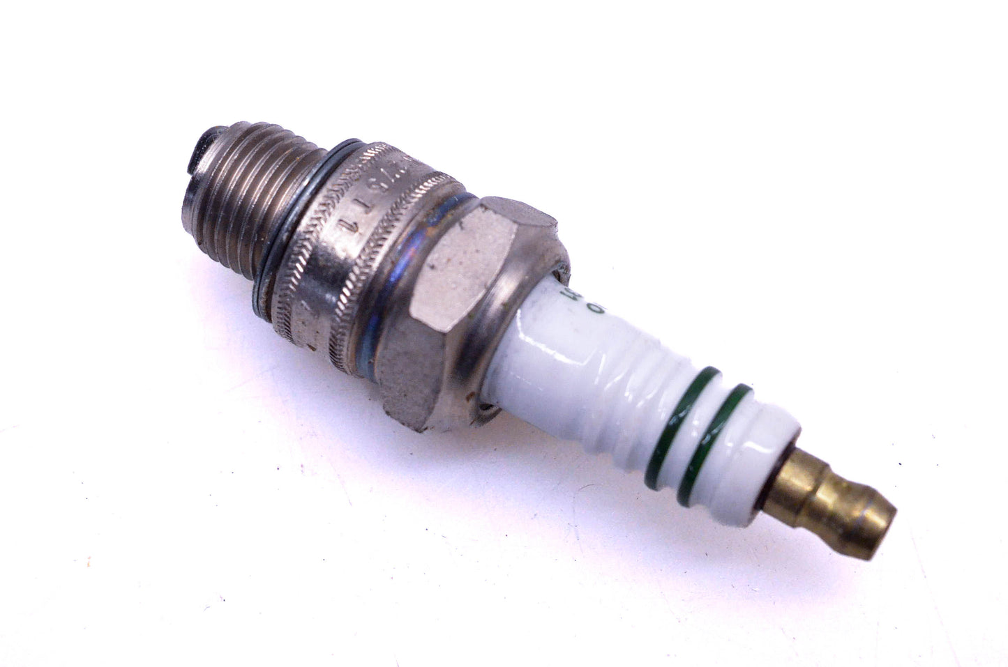 Bosch W3A, W275T1, 0241255500 Sparkplug NOS
