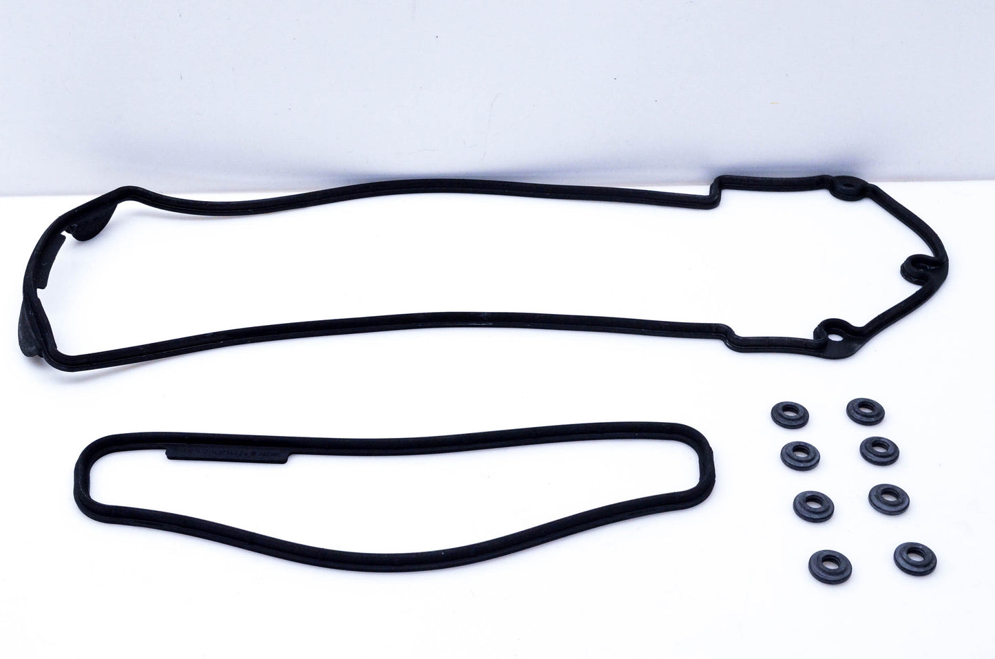 New OEM BMW 11120034104 Valve Cover Gasket Kit NOS