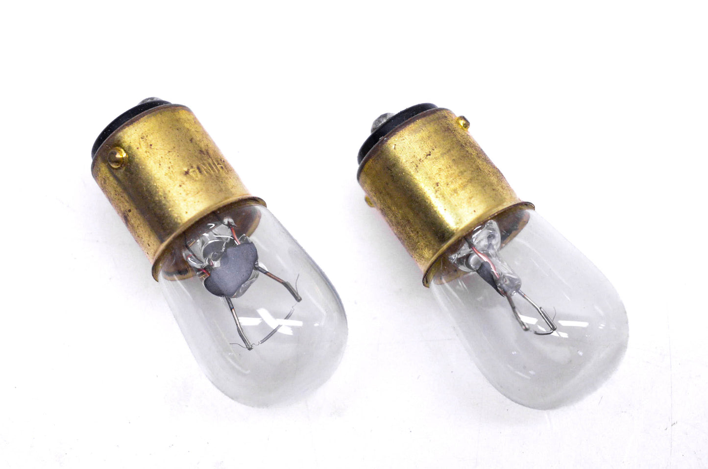 Sylvania 1004 Miniature Bulbs Qty 2 NOS