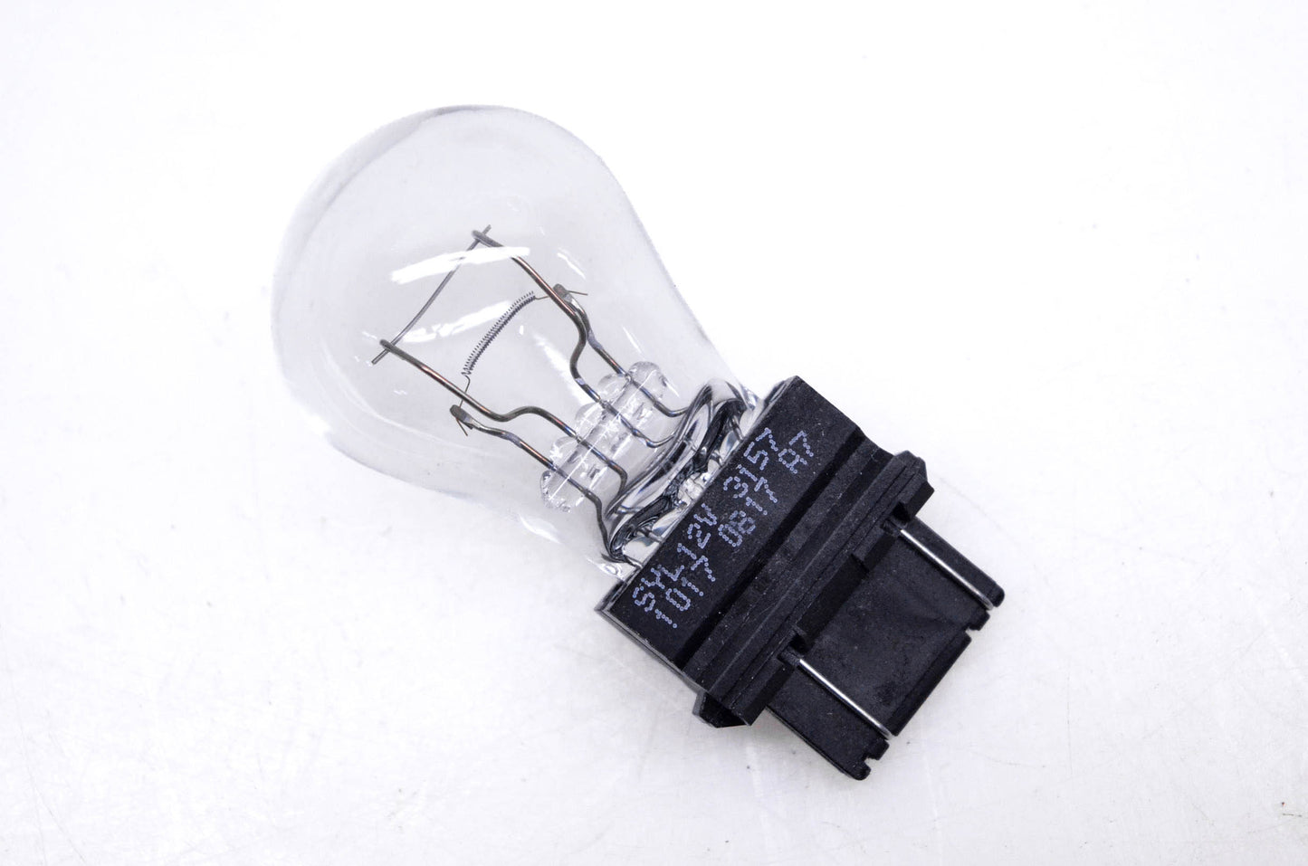 Sylvania 3157 12v Miniature Bulbs Qty 5 NOS