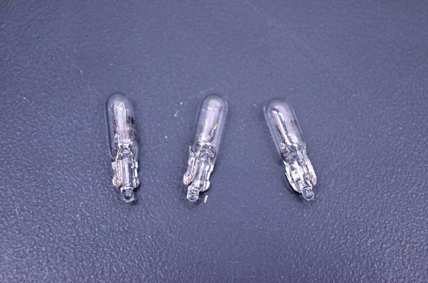 Winzer 720-2721 12v 1,2w Miniature Bulbs Qty 3 NOS