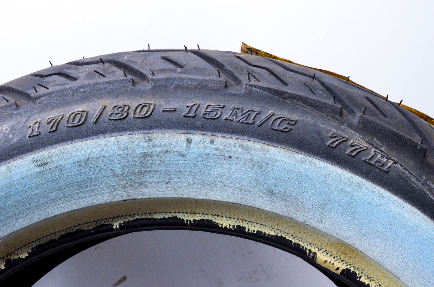 Dunlop K555, 4019-98 170/80-15 MC 77H Tire NOS