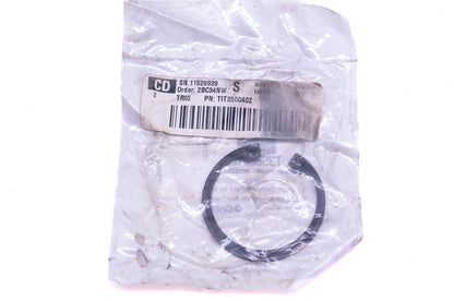 New OEM Triumph T3500402 Circlip NOS