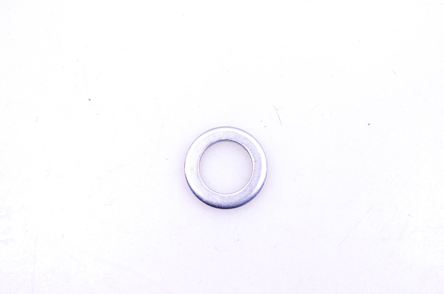 New OEM Triumph T3558989 Sealing Washer NOS
