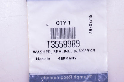 New OEM Triumph T3558989 Sealing Washer NOS