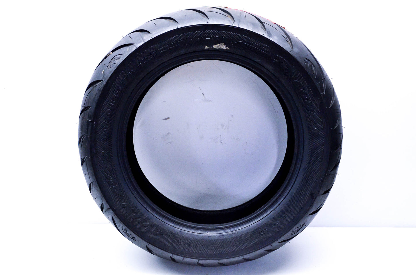 Avon 4700010, 0302-0165 180/70R16 77H Tire NOS