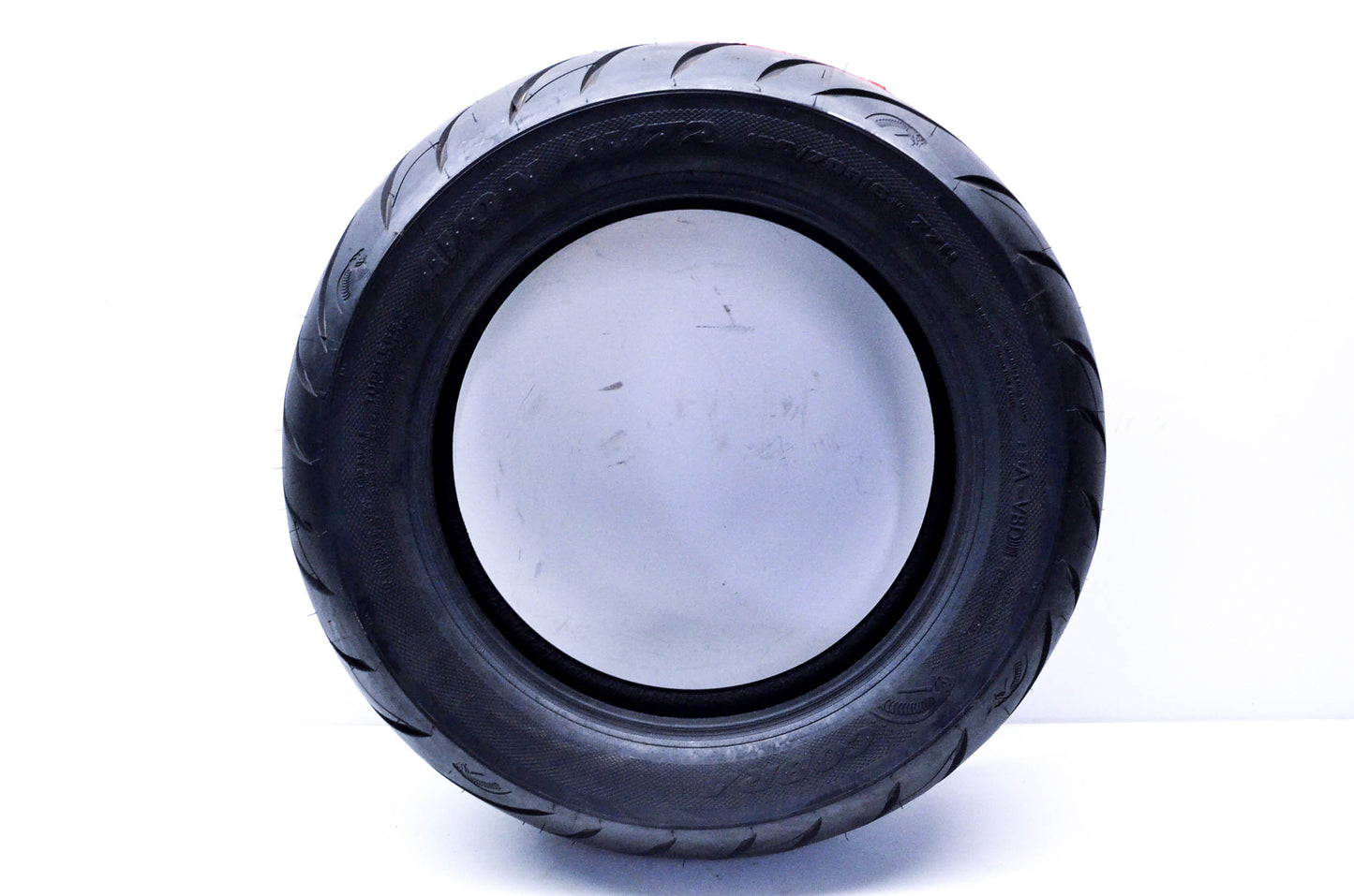 Avon 4700010, 0302-0165 180/70R16 77H Tire NOS