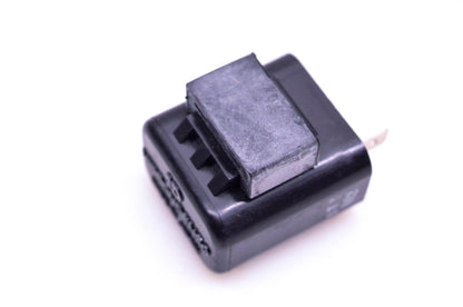 Aprilia 8124235 Flasher Relay NOS