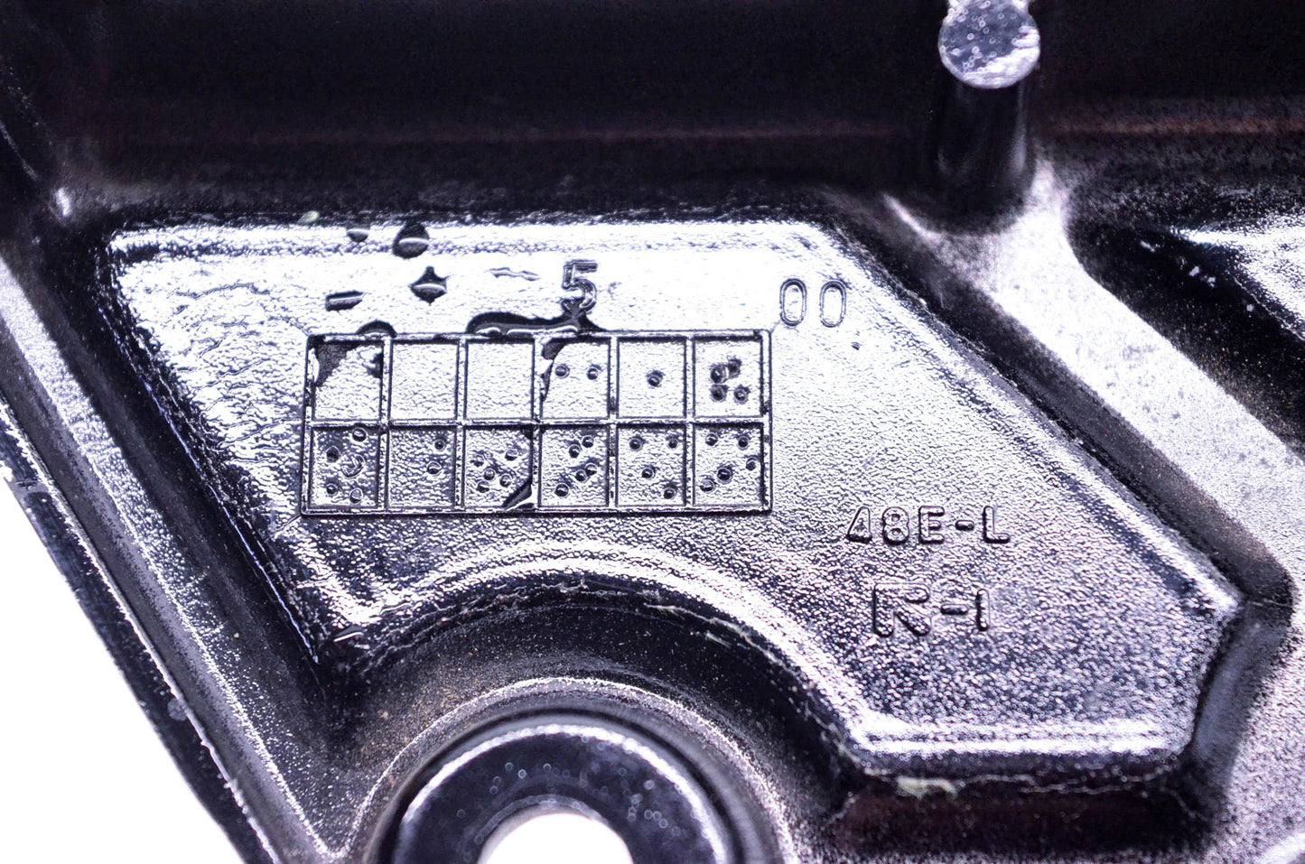 OEM Suzuki 41962-48E00 Lefthand Pivot Cover