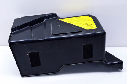 Volvo 8622335 Battery Cover