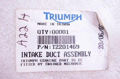 New OEM Triumph T2201469 Intake Duct Assembly NOS
