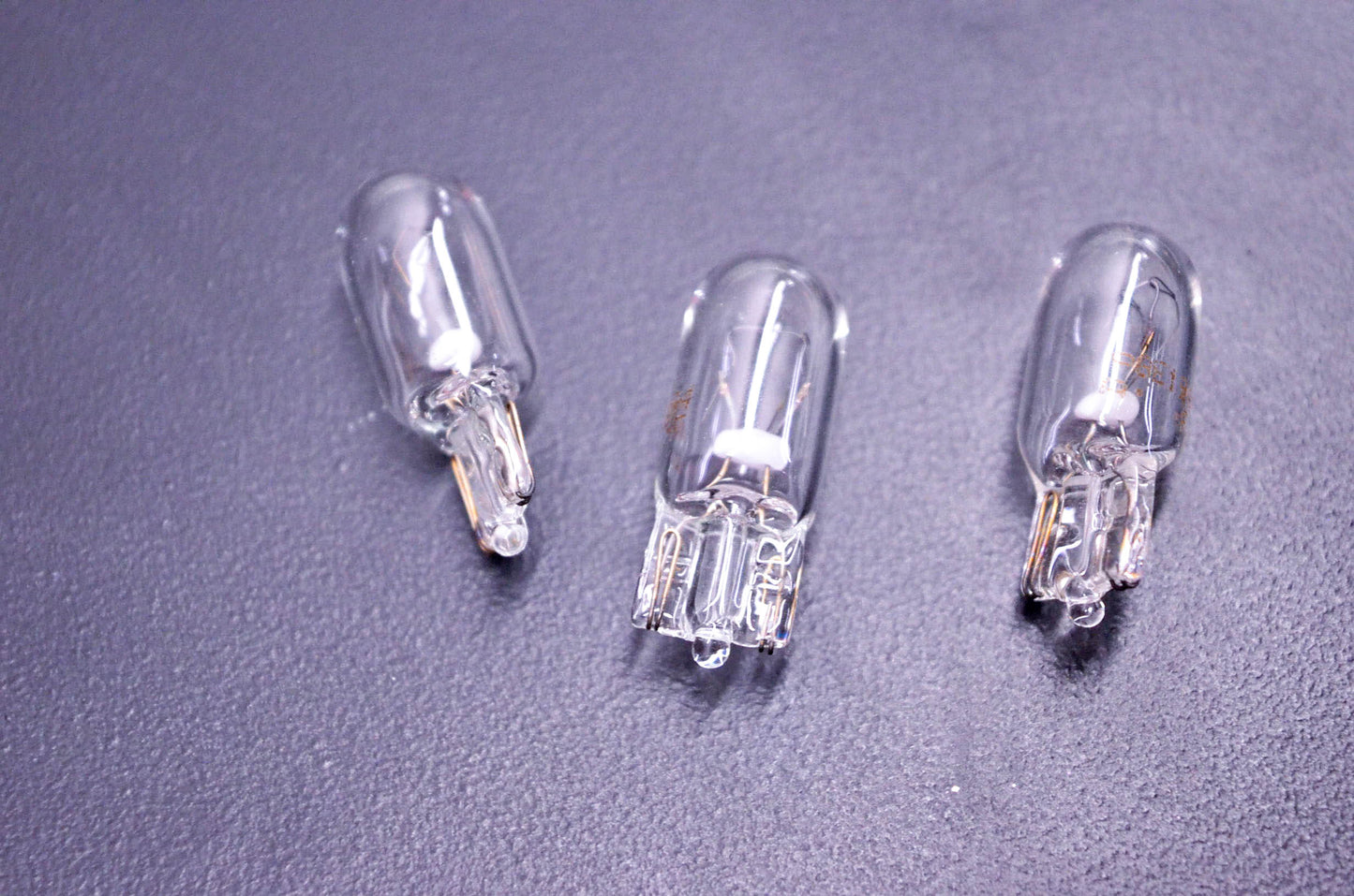 General Electric 194 14v Wedge Bulbs QTY 3 NOS