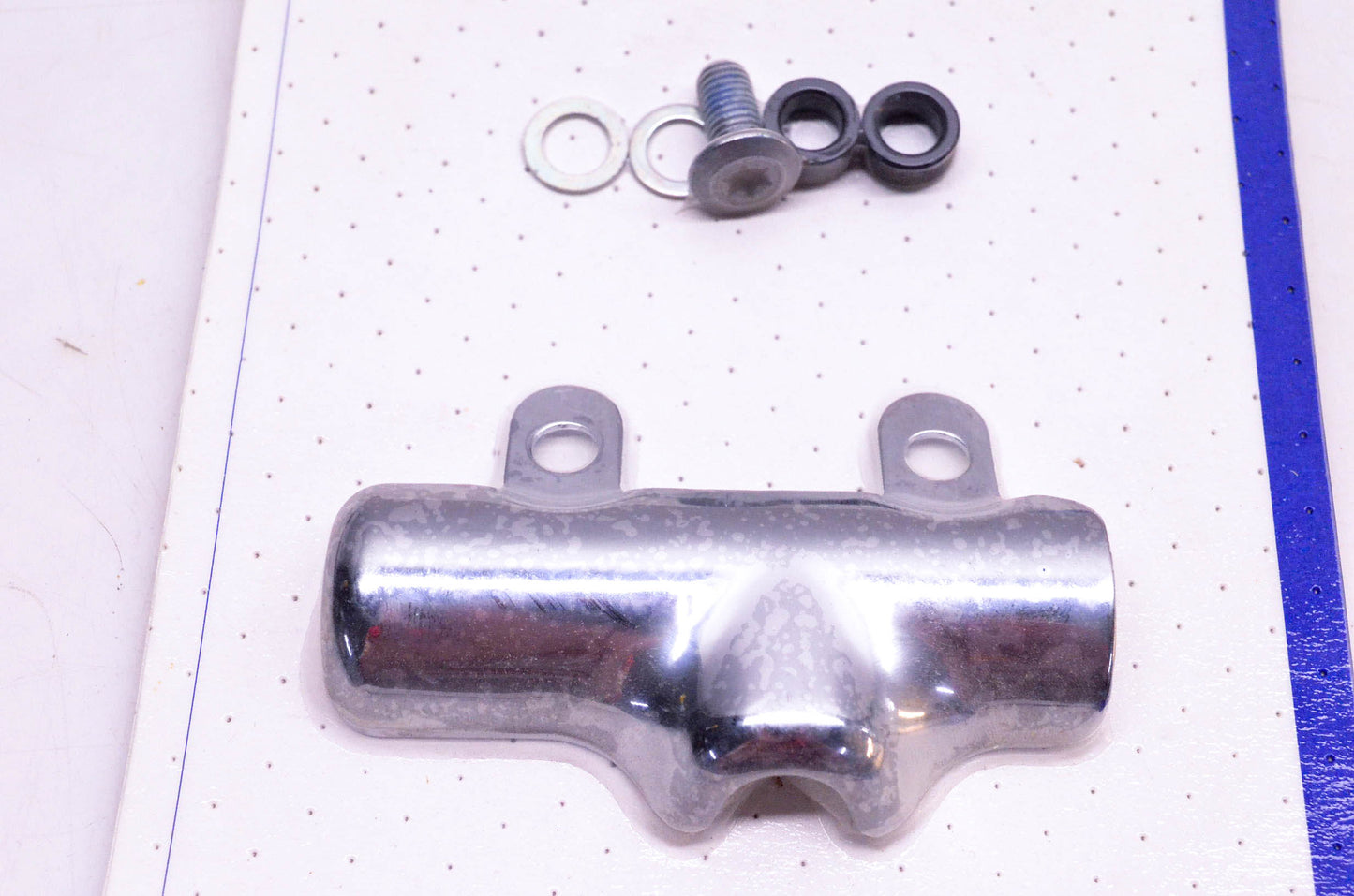 New OEM Triumph A9738148 Rear Master Cylinder Cover Kit NOS