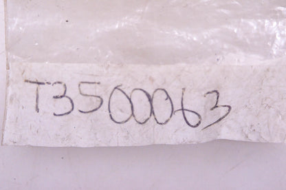 New OEM Triumph T3500063 Circlip NOS