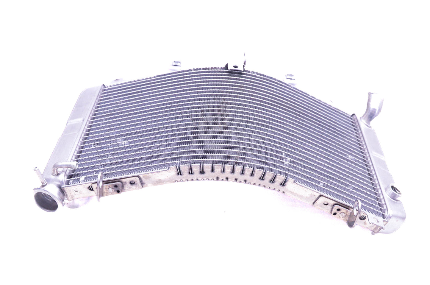 NipponDenso 17710-24F10, 422172-6700 Radiator Assembly NOS