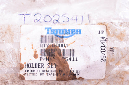 OEM Triumph T2025411 Lever Holder Kit