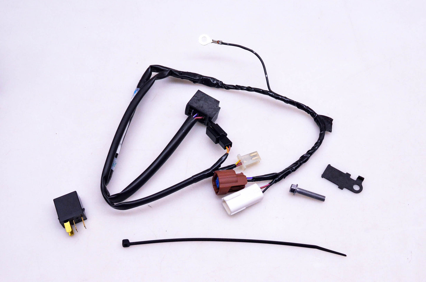 New OEM Triumph T1298102 ECU Relay Kit NOS