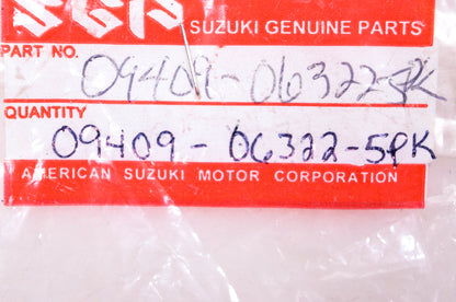 New OEM Suzuki 09409-06322 Black Clip NOS