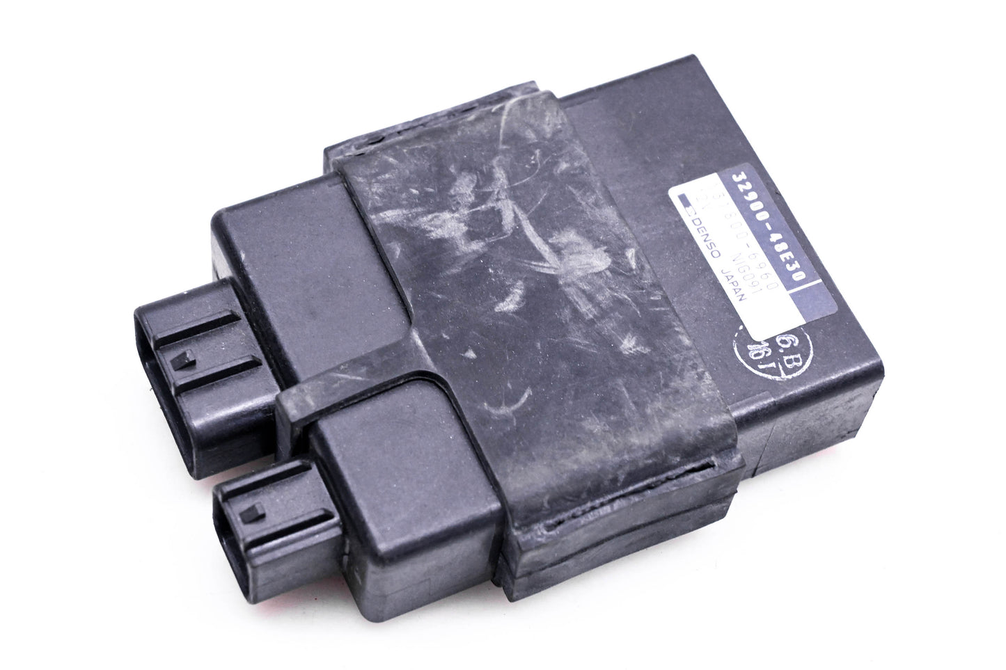 Nippondenso 32900-48E30, 131800-6960 ECU ECM CDI Control Unit