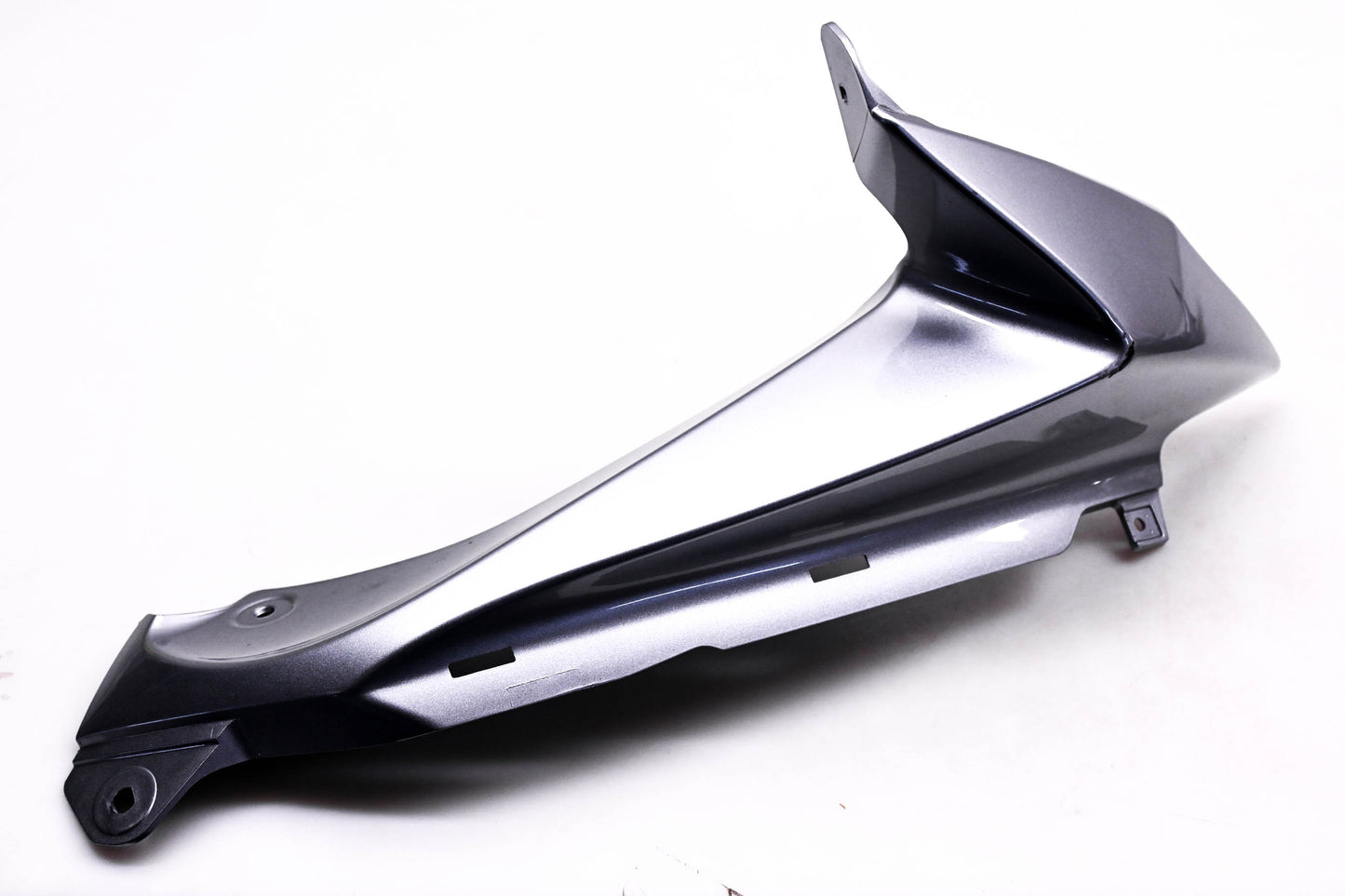 OEM Suzuki 94672-37H0 Grey Front Right Upper Fairing