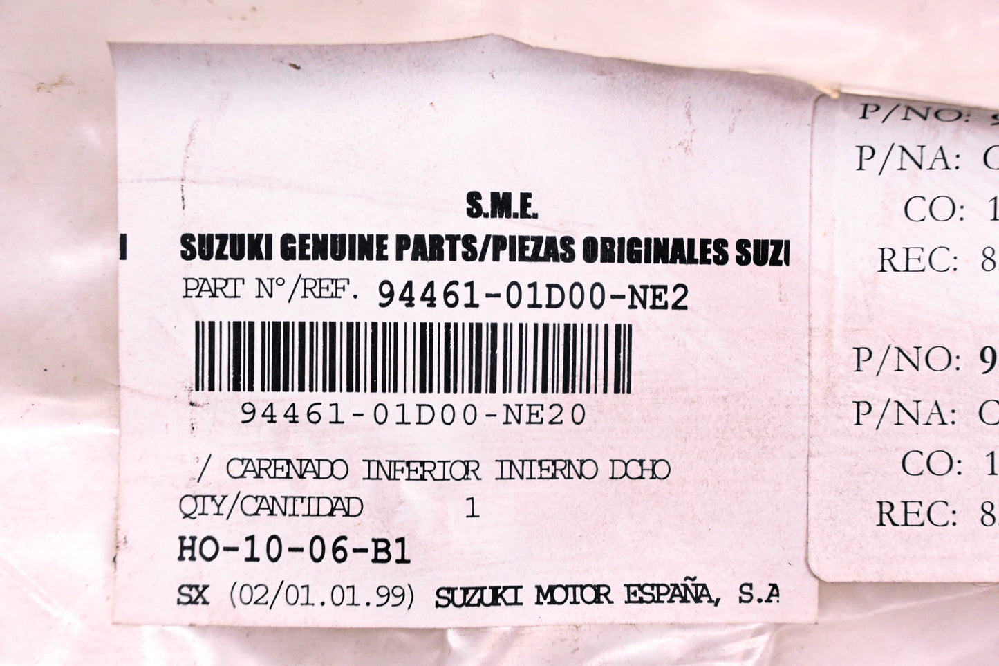 New OEM Suzuki 94461-01D00-NE2 Black Right Side Lower Inner Cowling NOS