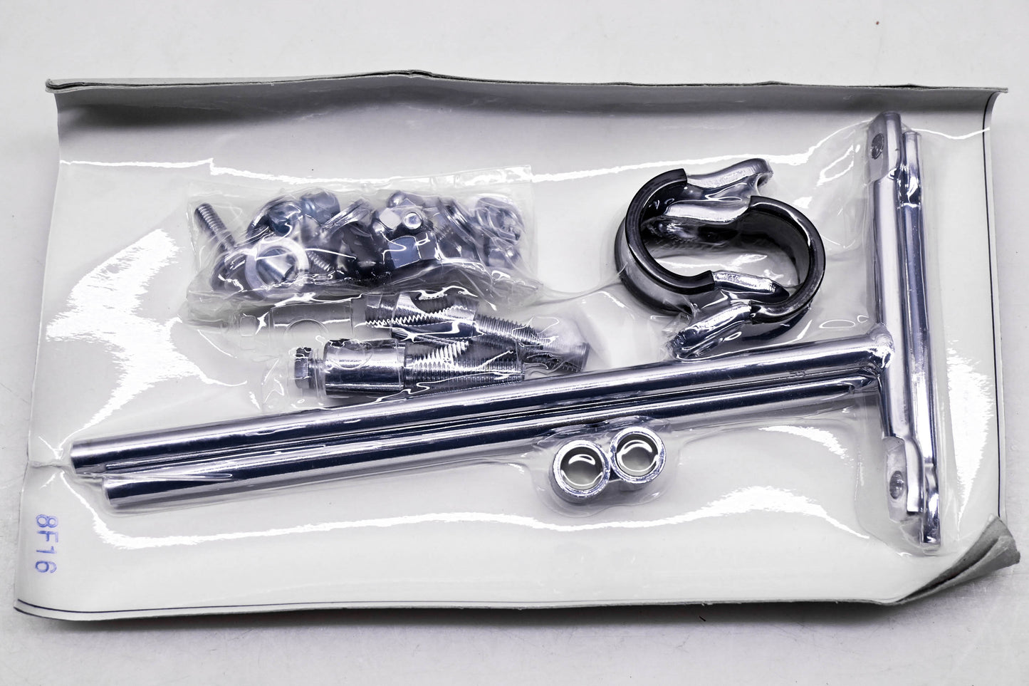 New OEM Suzuki 99000-9900A-22T GZ125/250 Windshield Kit NOS