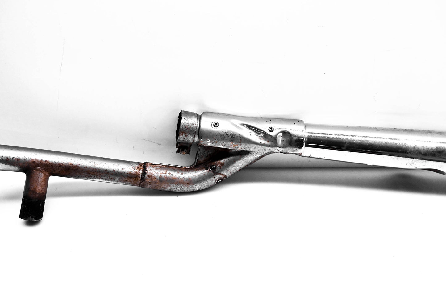 OEM Suzuki 14305-49001 Right Exhaust Silencer Muffler