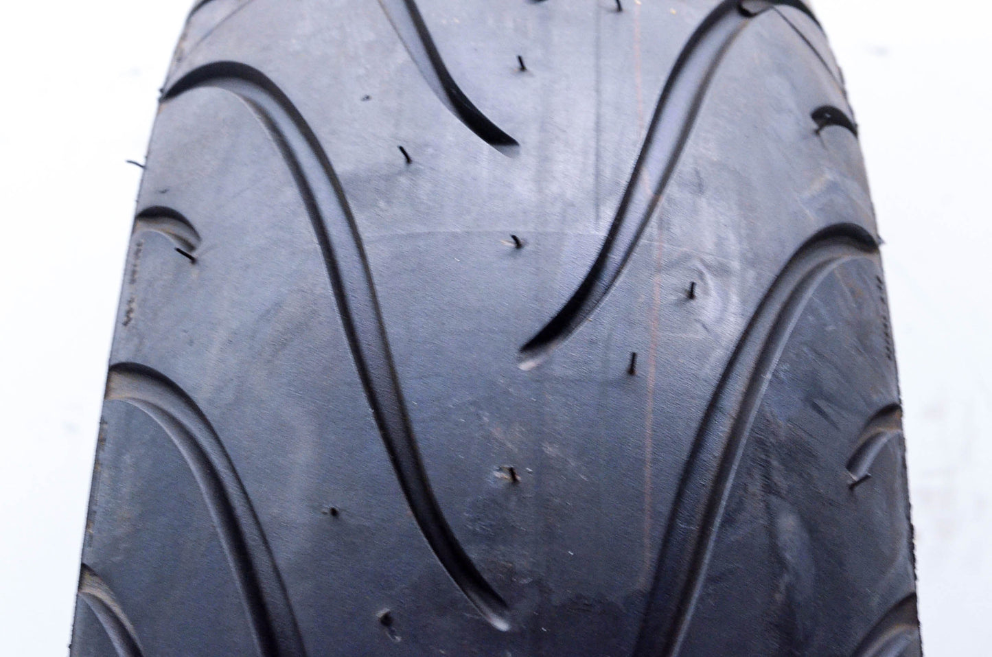 Michelin 87-9686 160/60ZR18 Tire NOS
