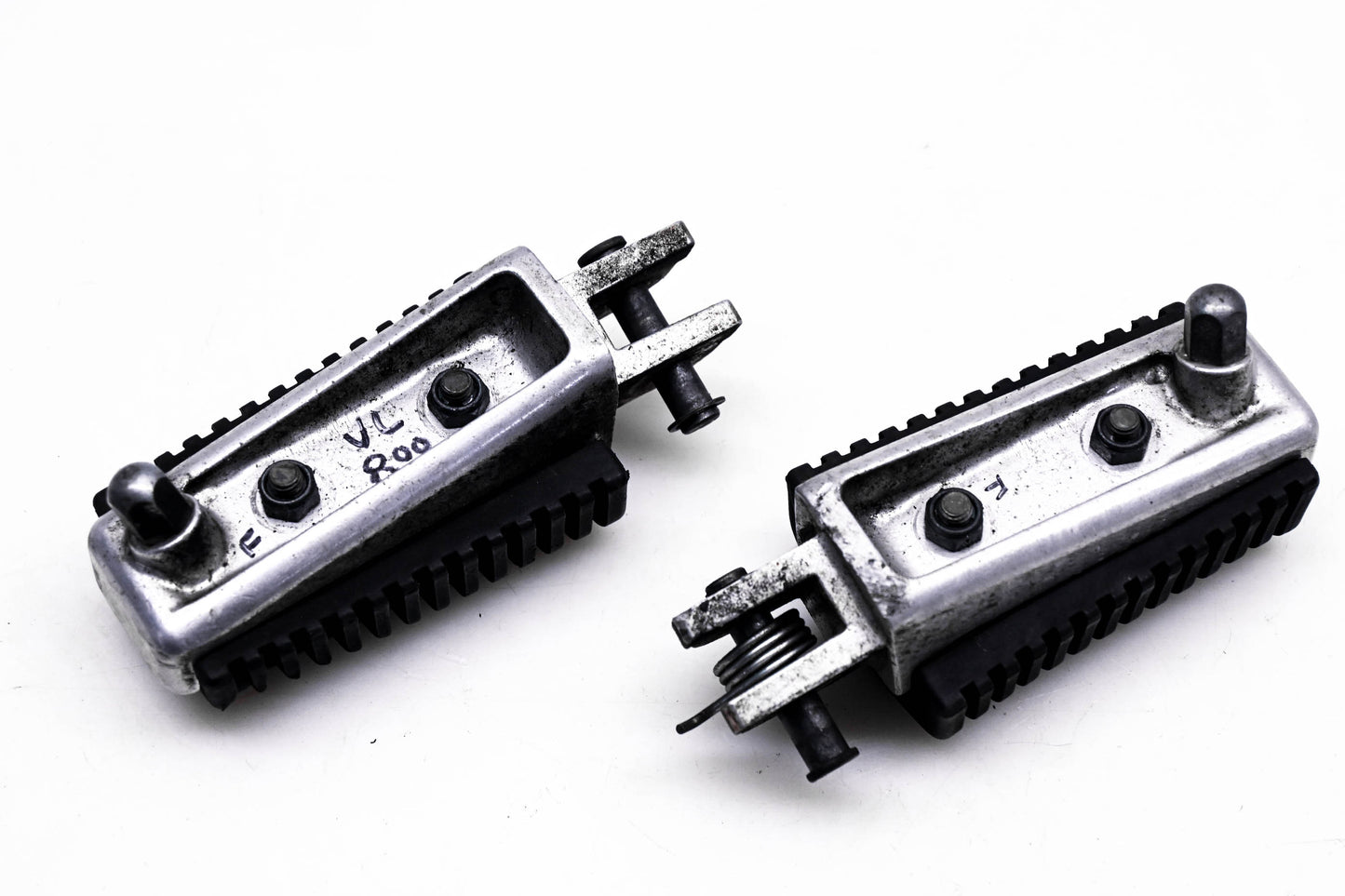 OEM Suzuki 43531-41F00 Front Right And Left Foot Pegs
