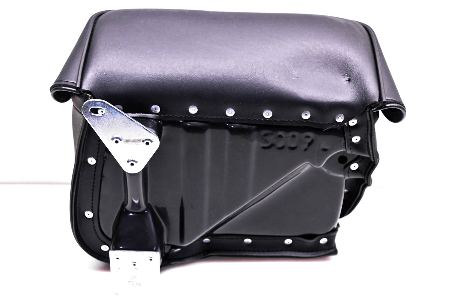 New OEM Suzuki 99950-80040 Intruder Rigid Mount Saddlebag Kit NOS