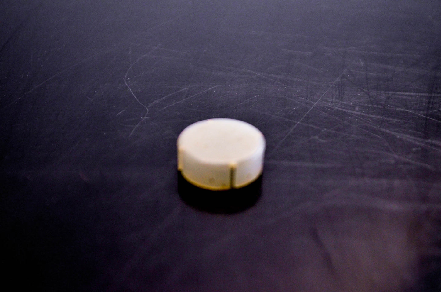OMC 308055 Trunion Cap NOS