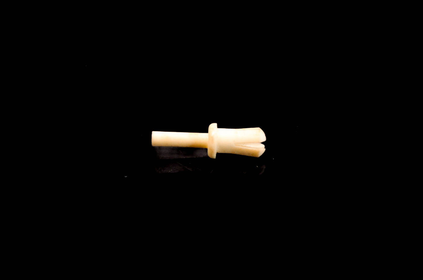 OMC 204013 Fastener NOS