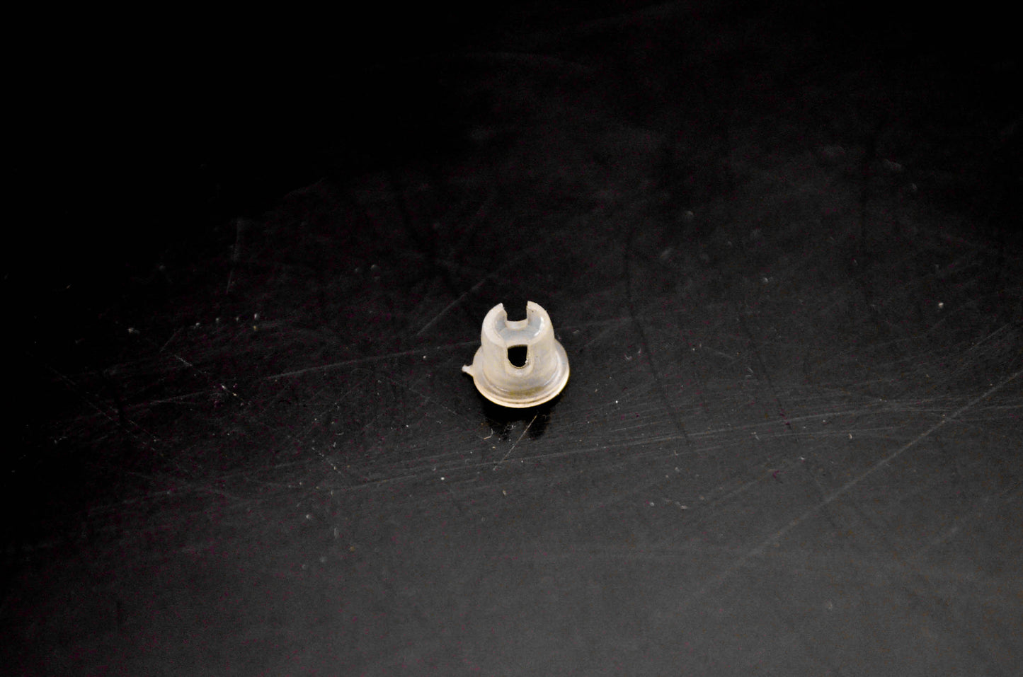 OMC 304216 Bushing NOS