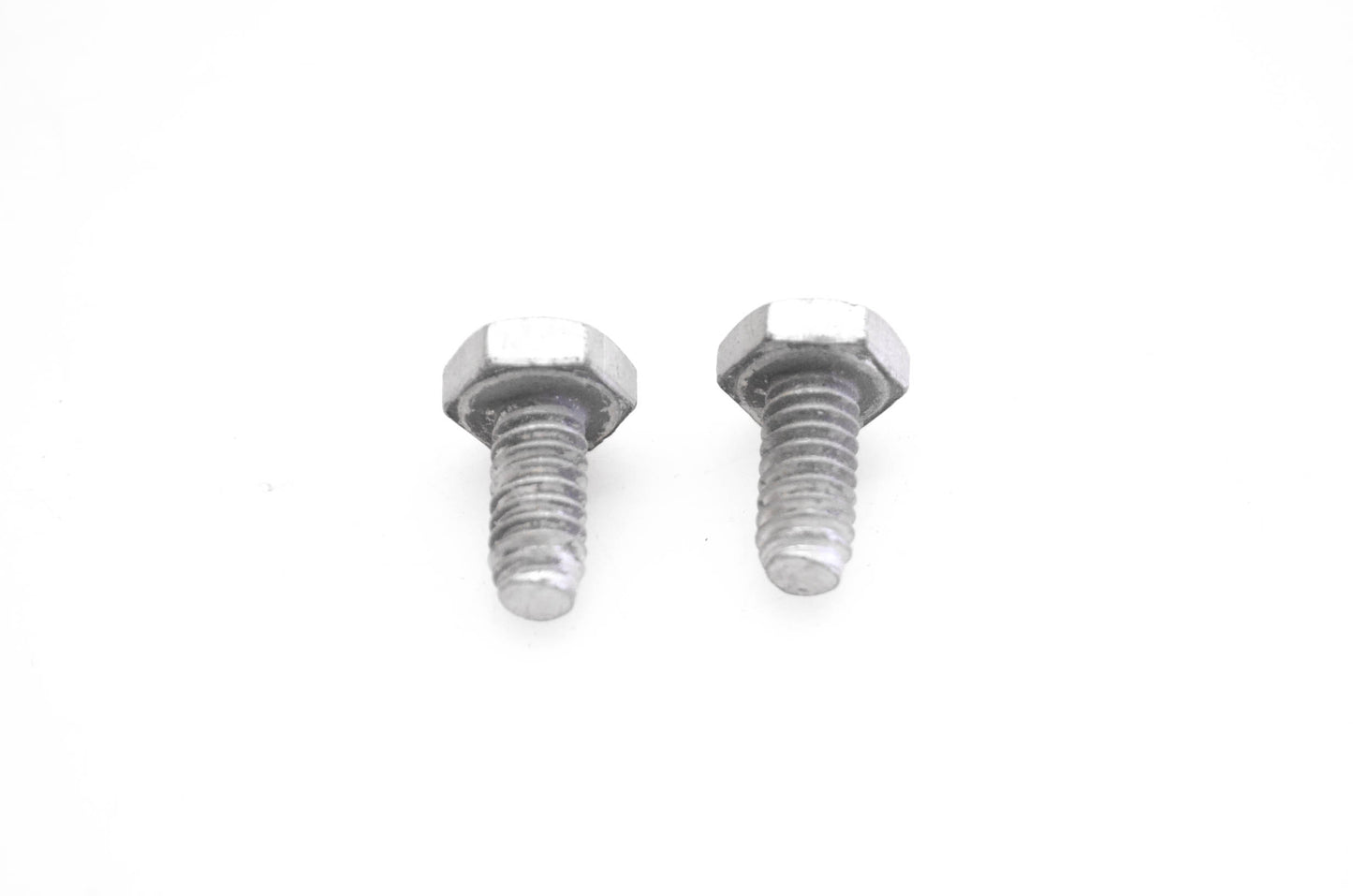 OMC 552062 Bolt Screw Qty 2