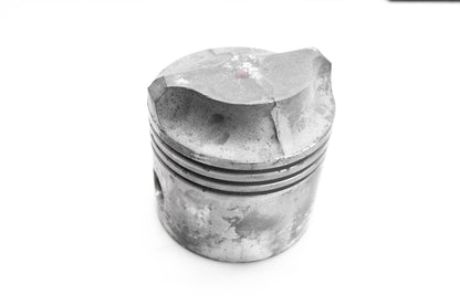 OMC 383674, 315158 Piston NOS