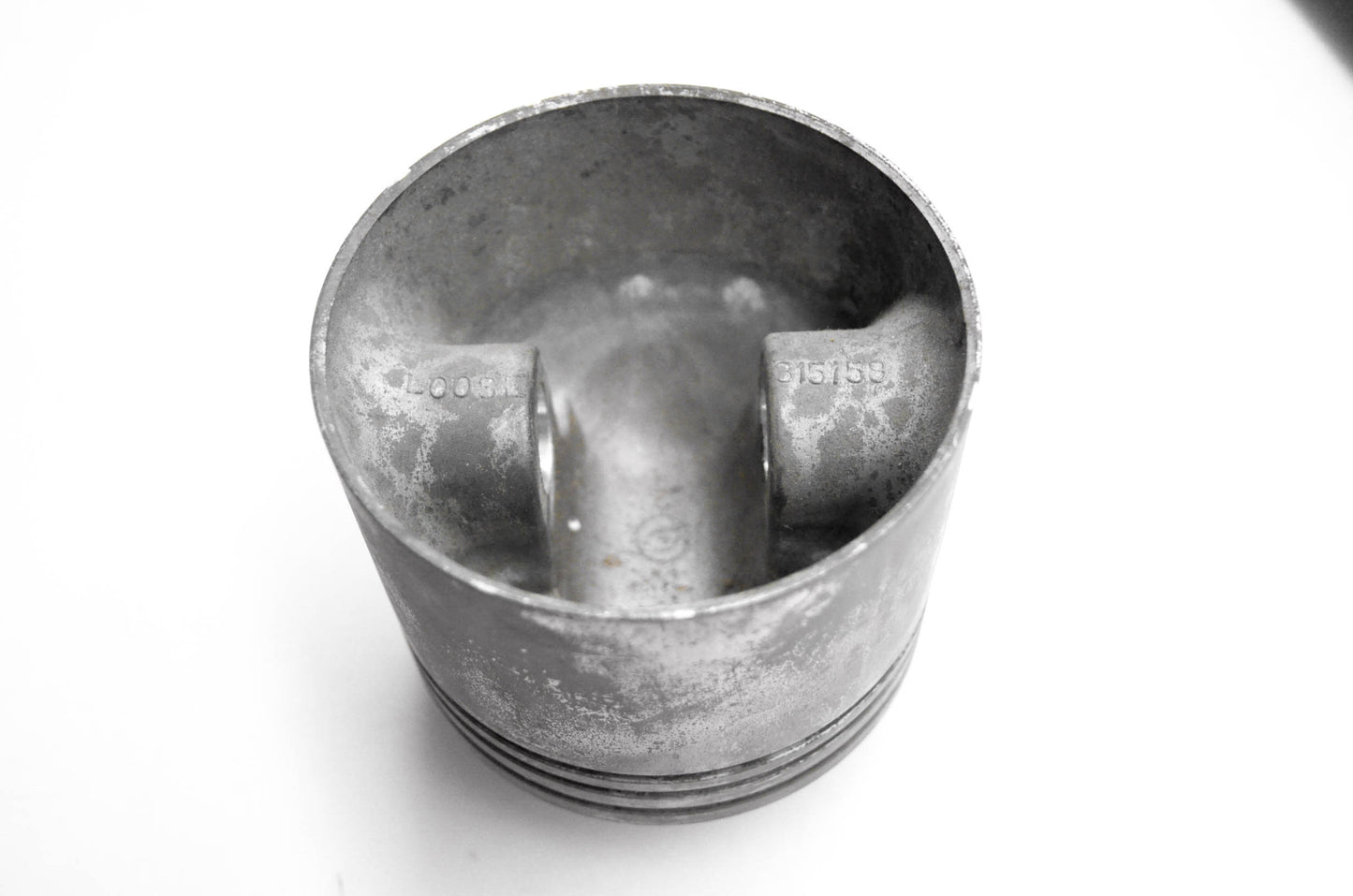 OMC 383674, 315158 Piston NOS