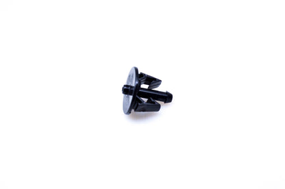 OMC 321885 Lower Motor Cover Nipple NOS