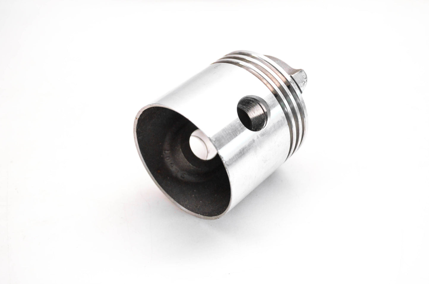 New OMC 378285, 307851 Piston NOS