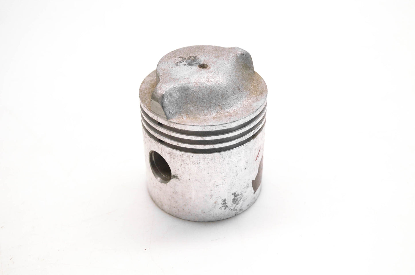 New OMC 378285 Piston NOS