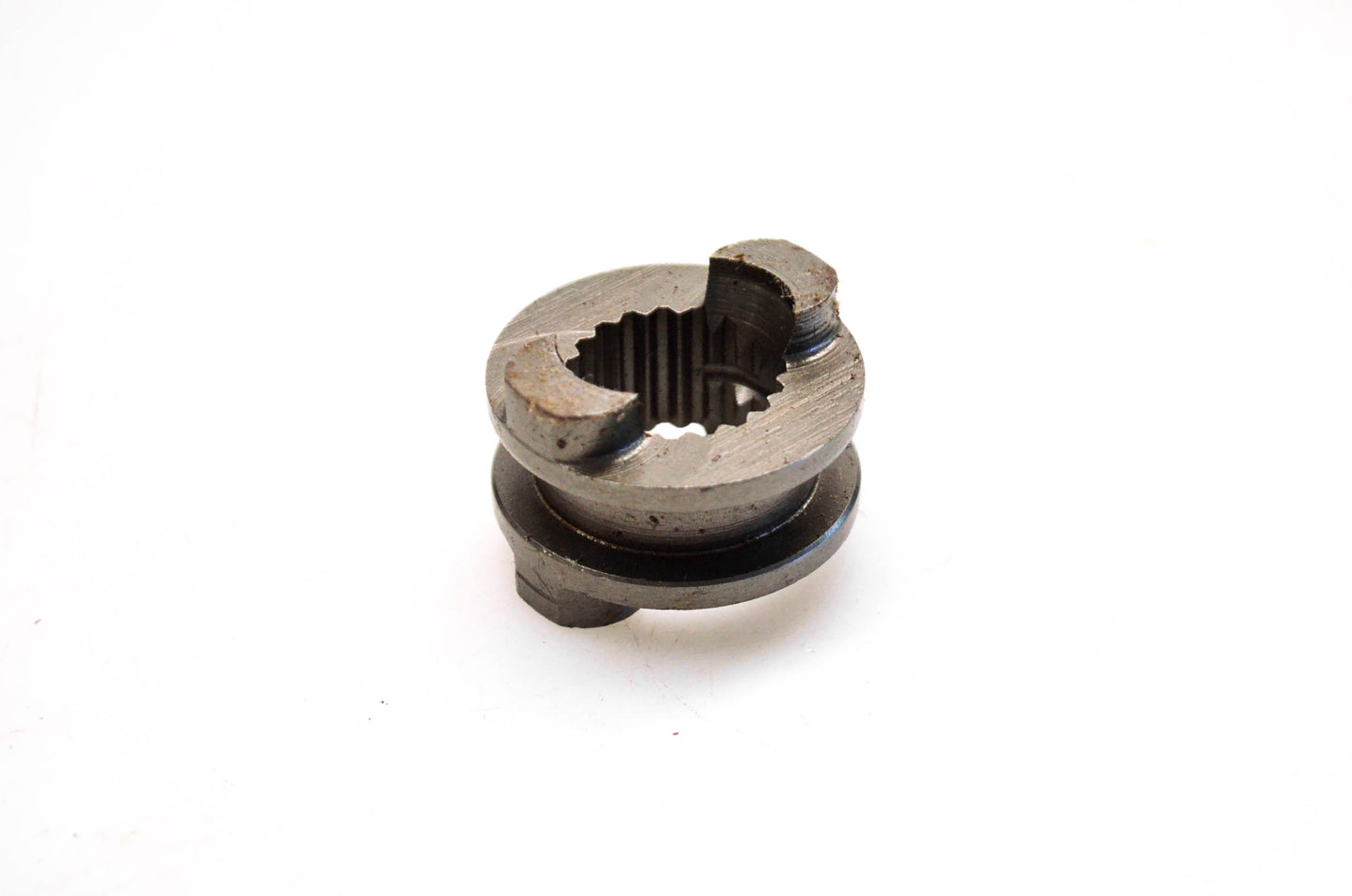 New OMC 325013 Clutch Dog NOS